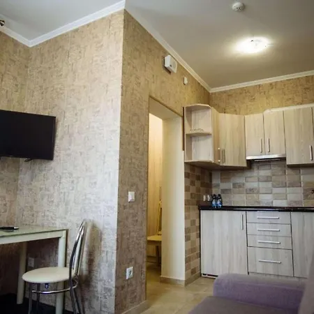 Kasimir & Hotel *